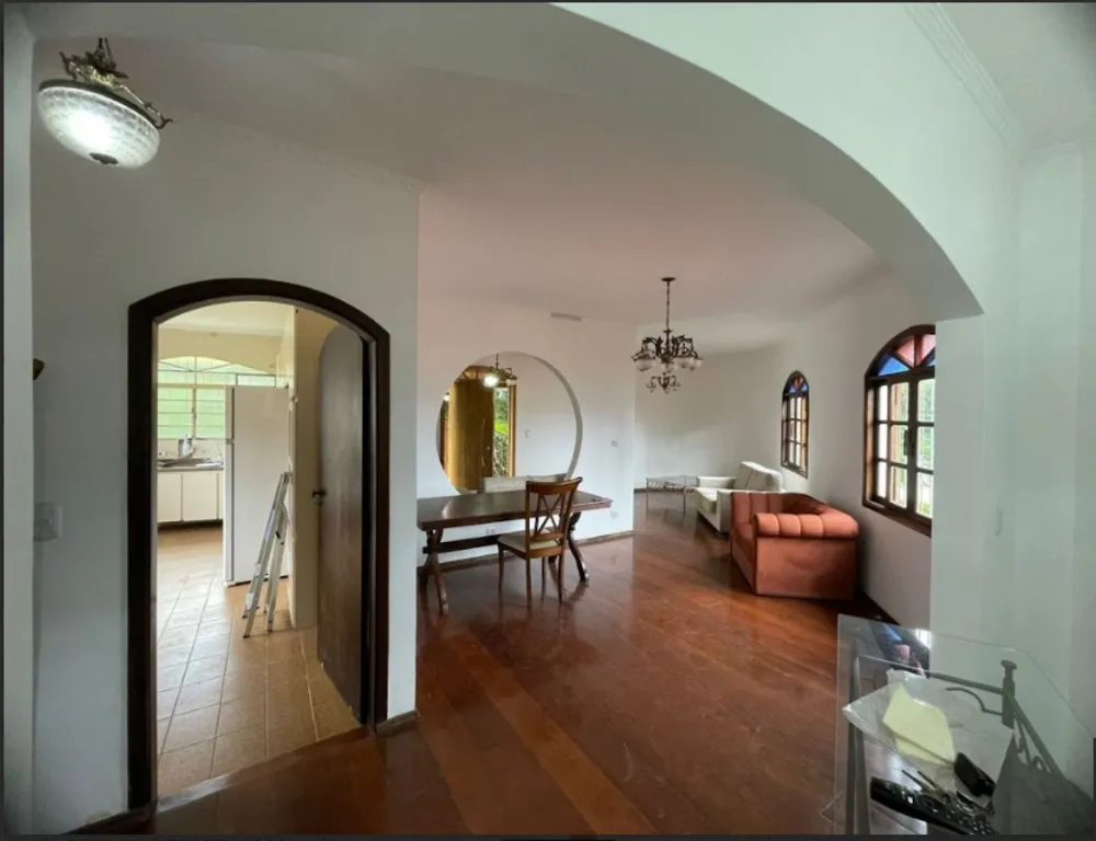 Casa, 5 quartos, 294 m² - Foto 1