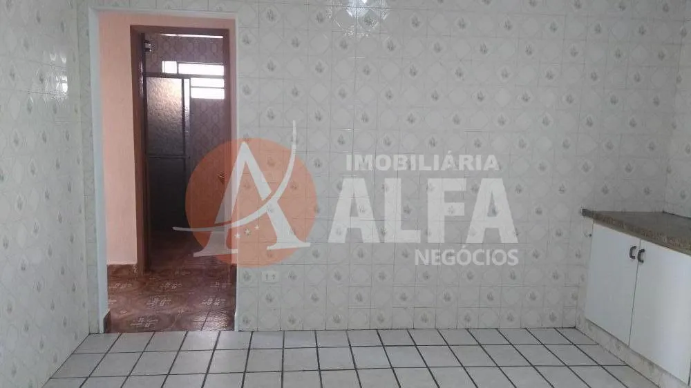 Casa, 3 quartos, 250 m² - Foto 2