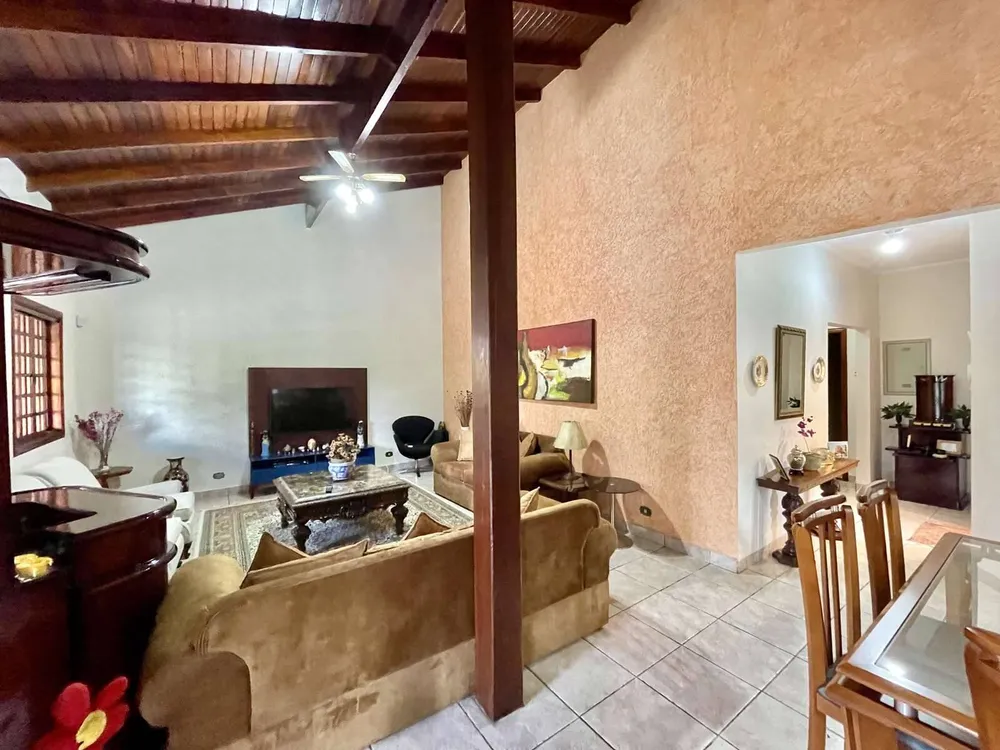 Casa, 3 quartos, 321 m² - Foto 4