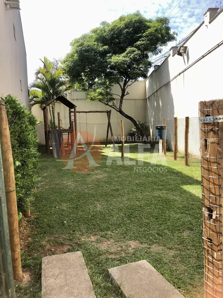 Casa à venda com 2 quartos, 91m² - Foto 4