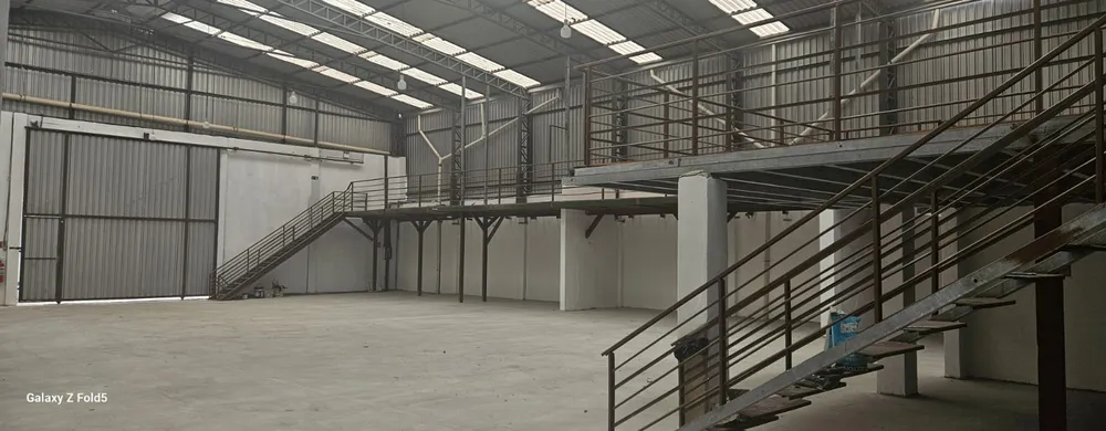 Depósito-Galpão, 700 m² - Foto 1
