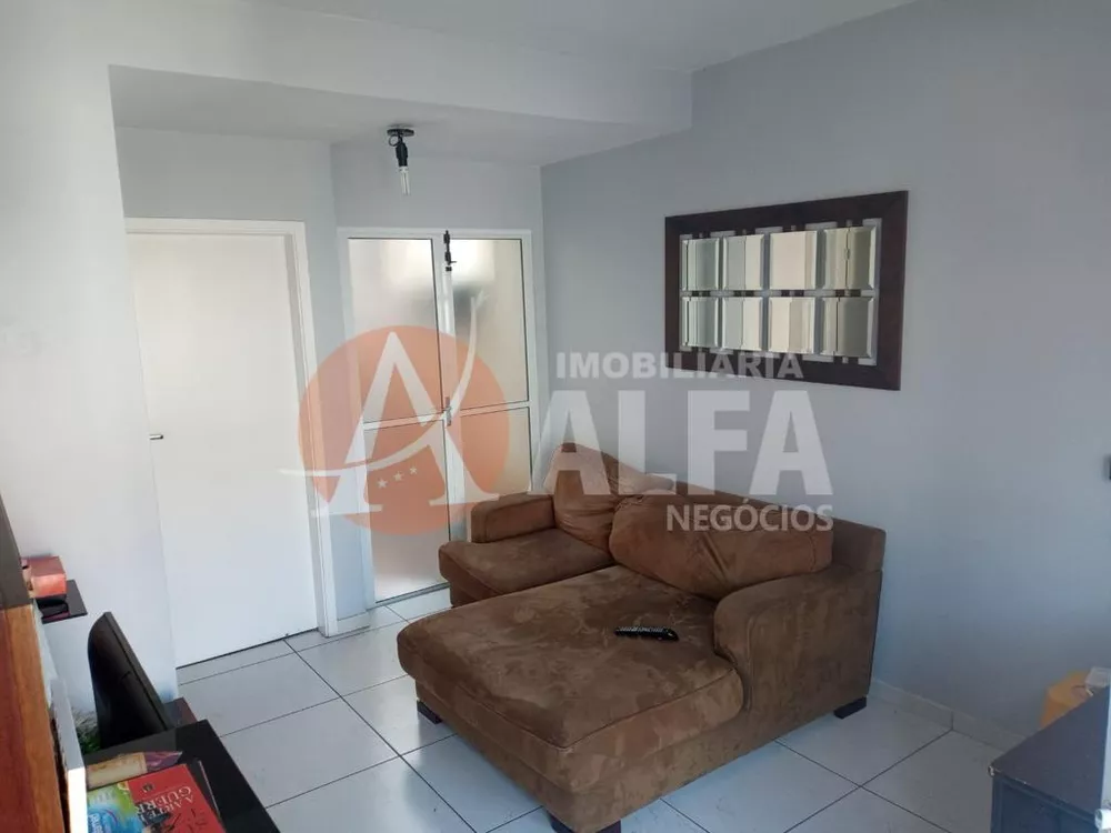 Casa à venda com 2 quartos, 71m² - Foto 1