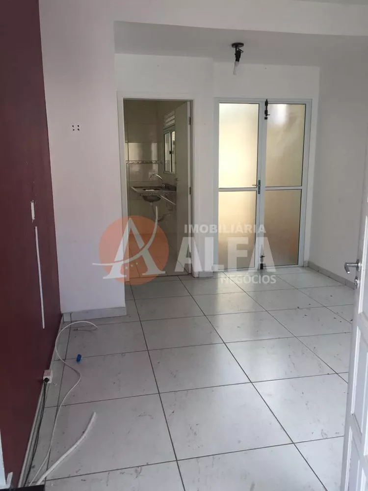 Casa à venda com 2 quartos, 71m² - Foto 6