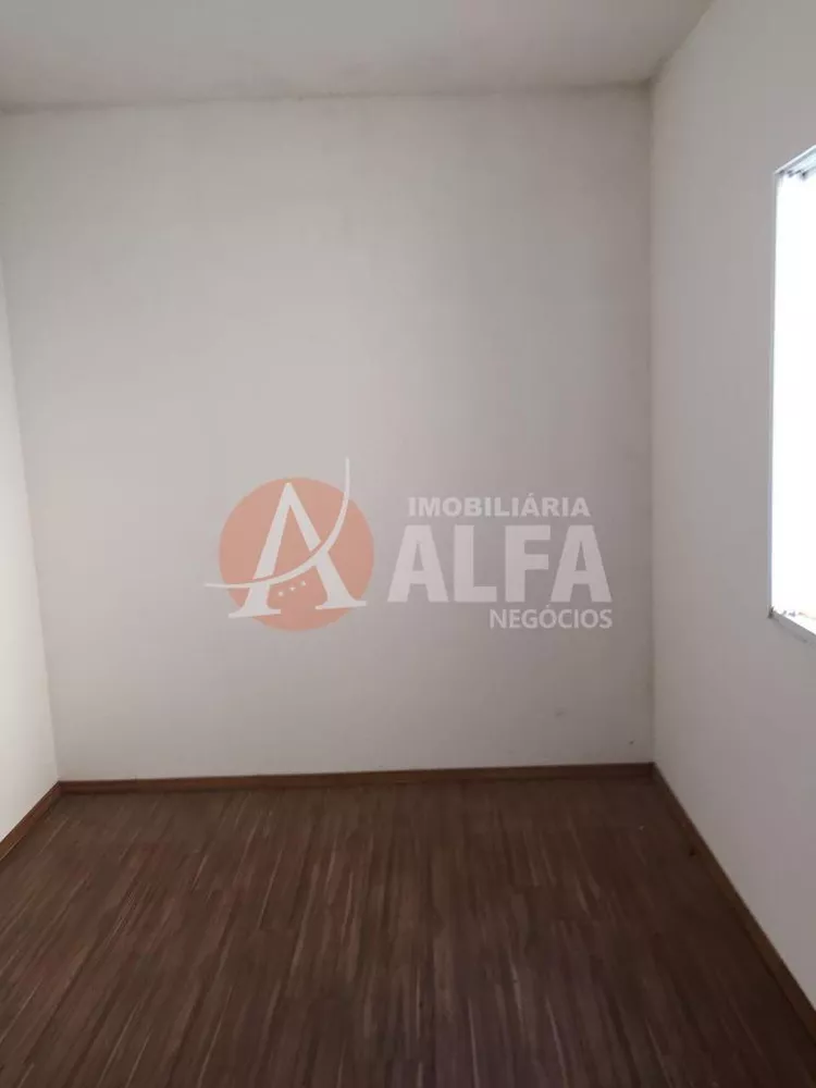 Casa à venda com 2 quartos, 71m² - Foto 12