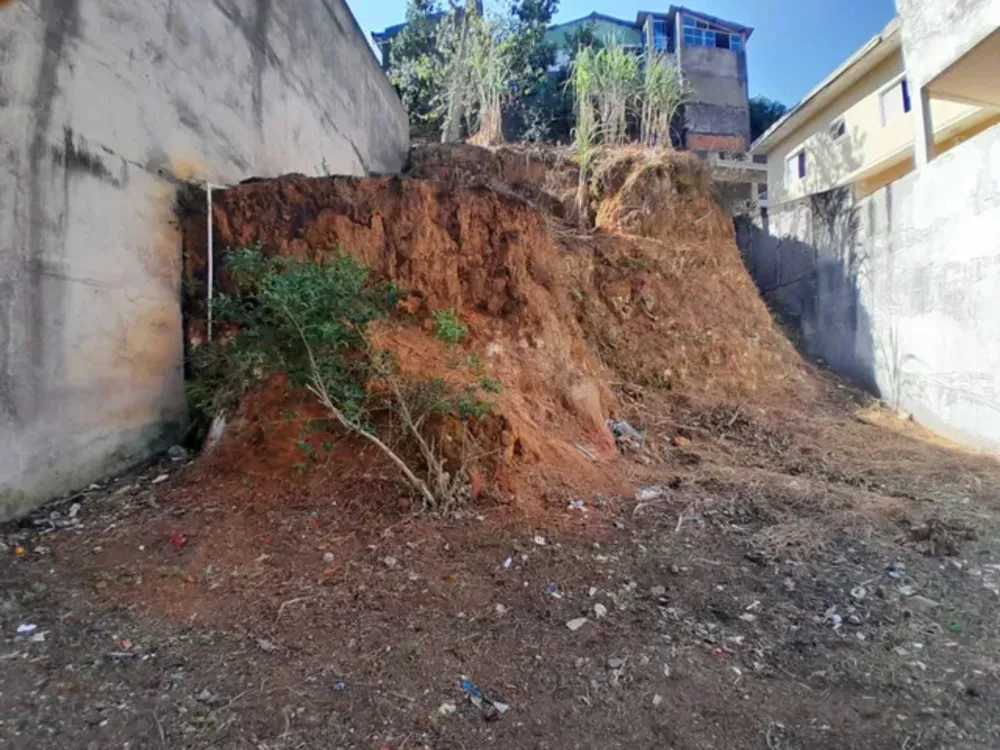 Terreno, 300 m² - Foto 2