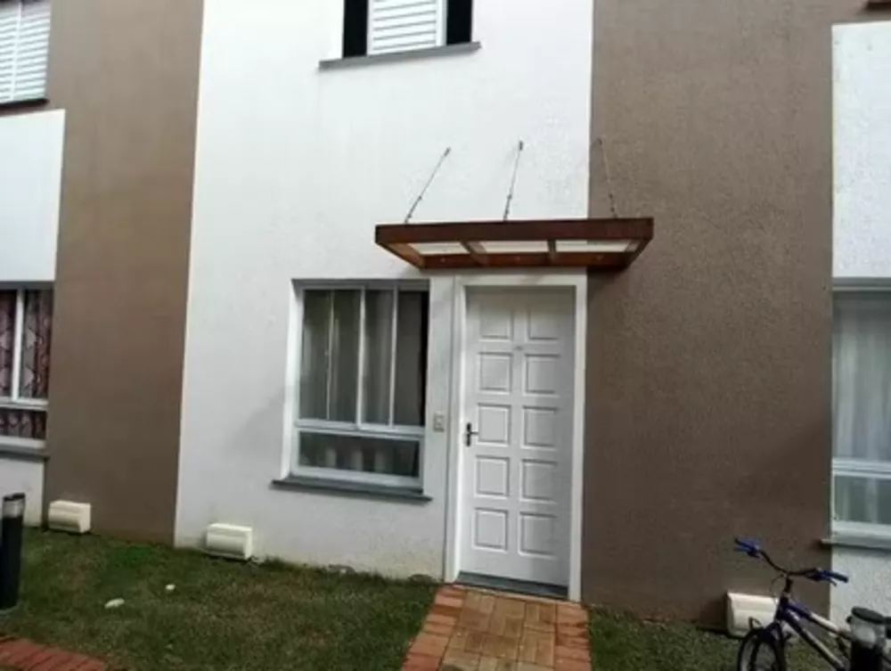 Casa à venda com 2 quartos, 48m² - Foto 1