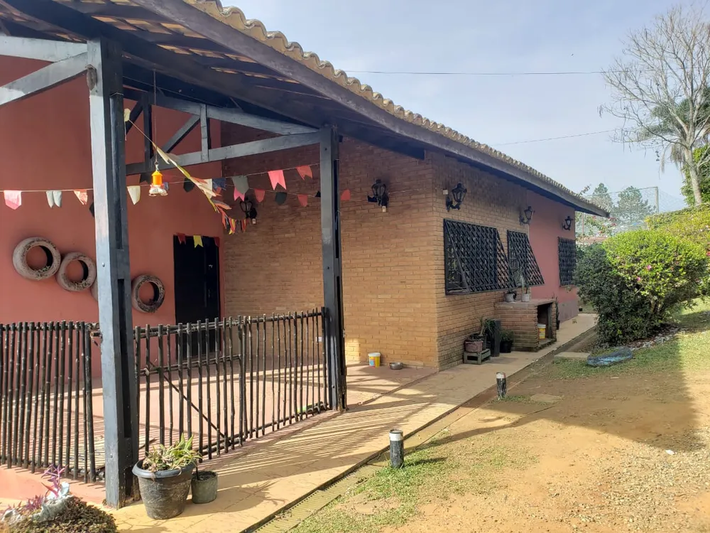 Chácara, 5 quartos, 2000 m² - Foto 1