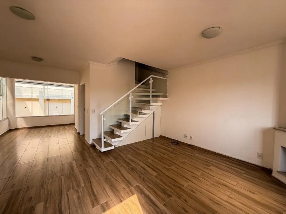 Casa, 3 quartos, 104 m² - Foto 3