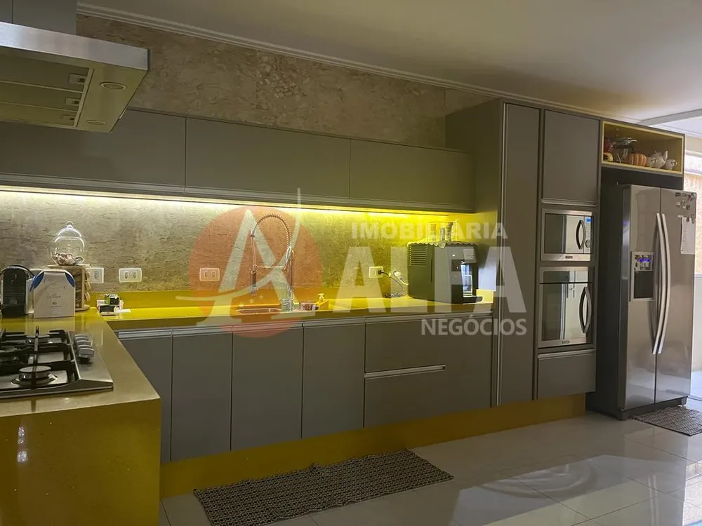 Casa, 4 quartos, 490 m² - Foto 2