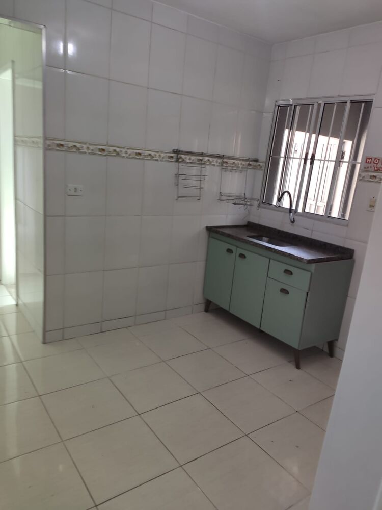 Casa à venda com 2 quartos, 47m² - Foto 3
