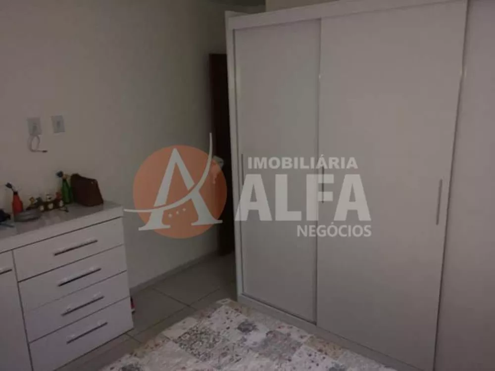 Casa à venda com 2 quartos, 73m² - Foto 4