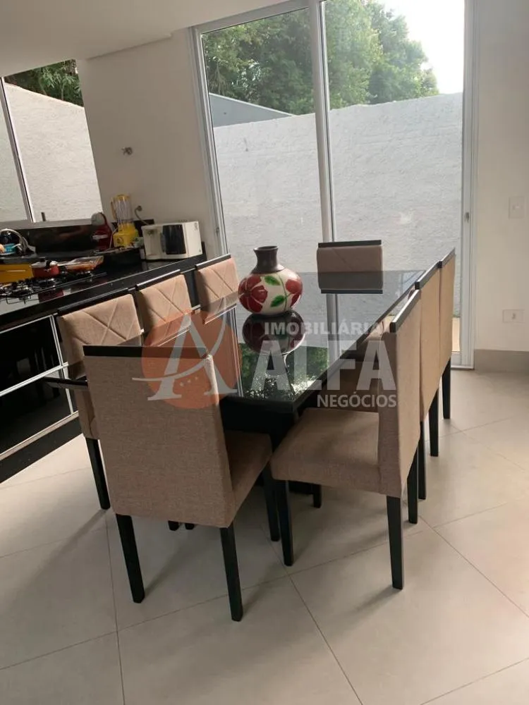 Casa, 3 quartos, 216 m² - Foto 2