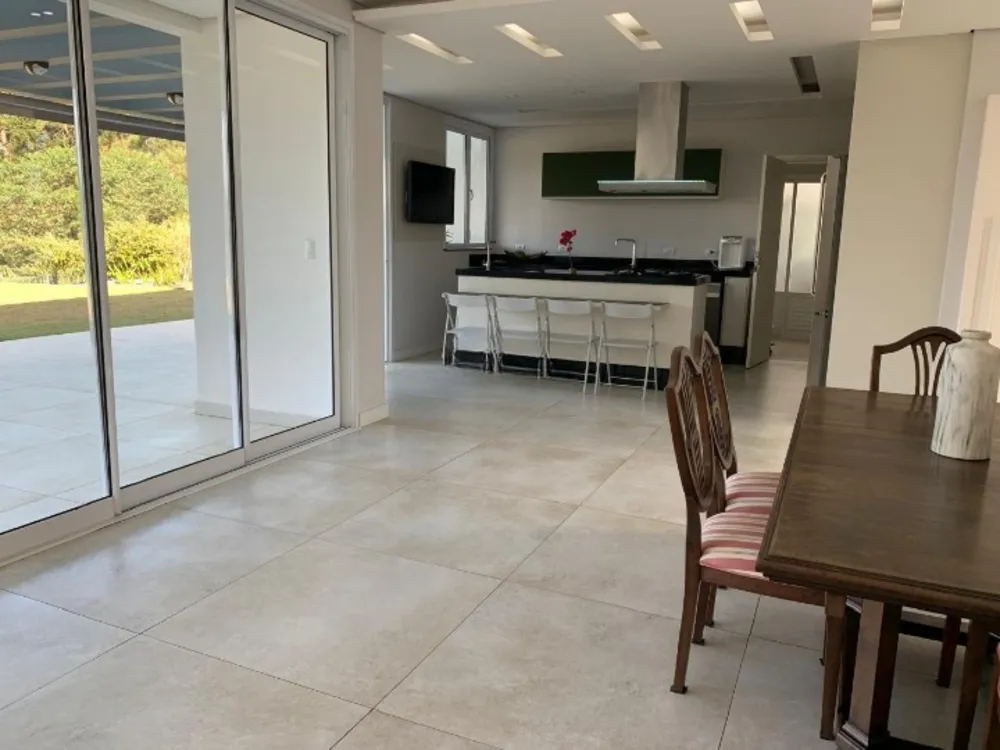 Casa, 3 quartos, 384 m² - Foto 1