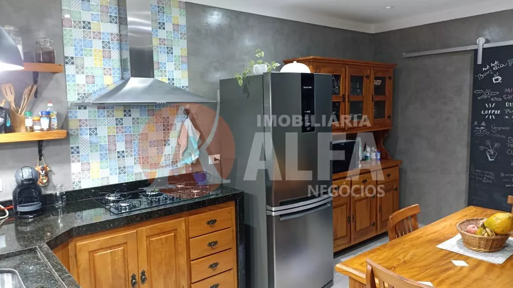 Casa à venda com 3 quartos, 174m² - Foto 22