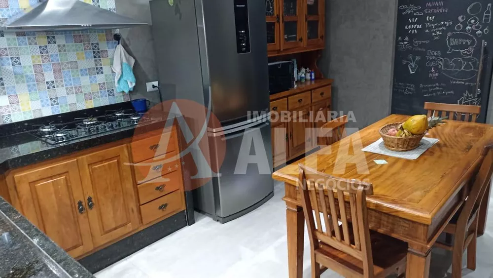 Casa à venda com 3 quartos, 174m² - Foto 23