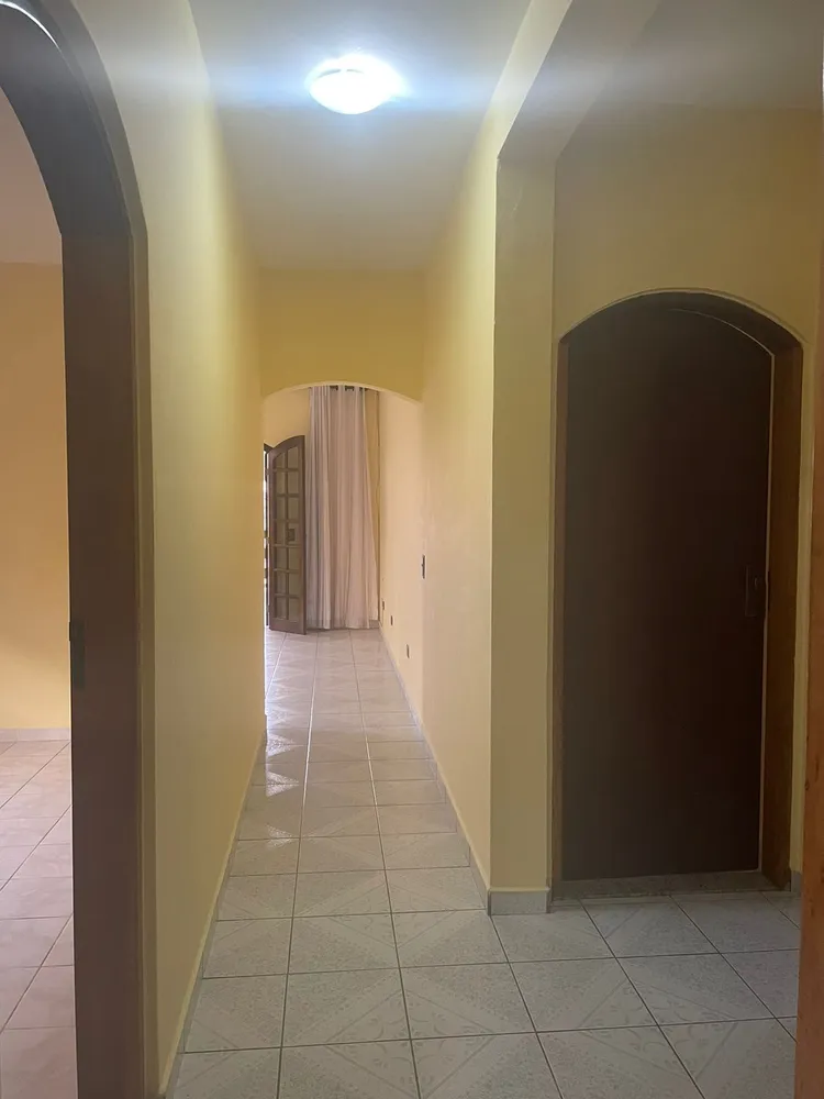 Casa, 3 quartos, 289 m² - Foto 2
