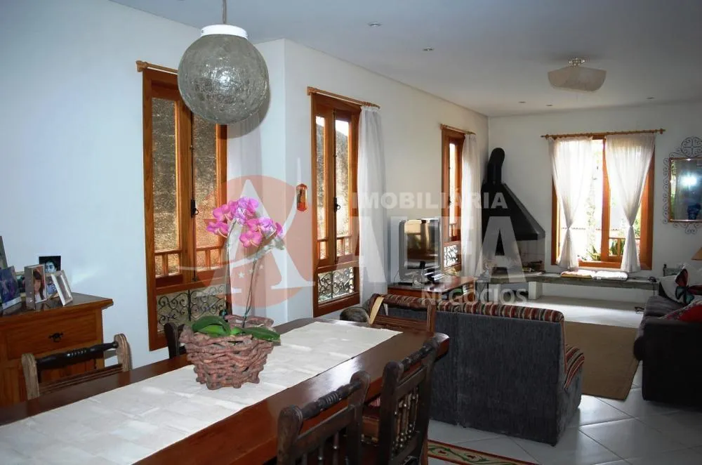 Casa, 2 quartos, 210 m² - Foto 3