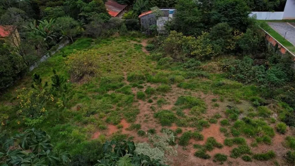 Terreno, 2400 m² - Foto 1