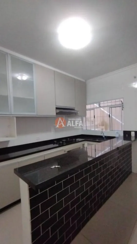 Casa, 3 quartos, 200 m² - Foto 5