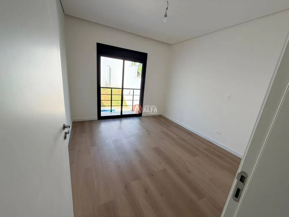 Casa, 4 quartos, 291 m² - Foto 2
