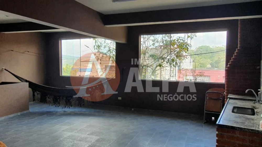 Casa, 3 quartos, 220 m² - Foto 3
