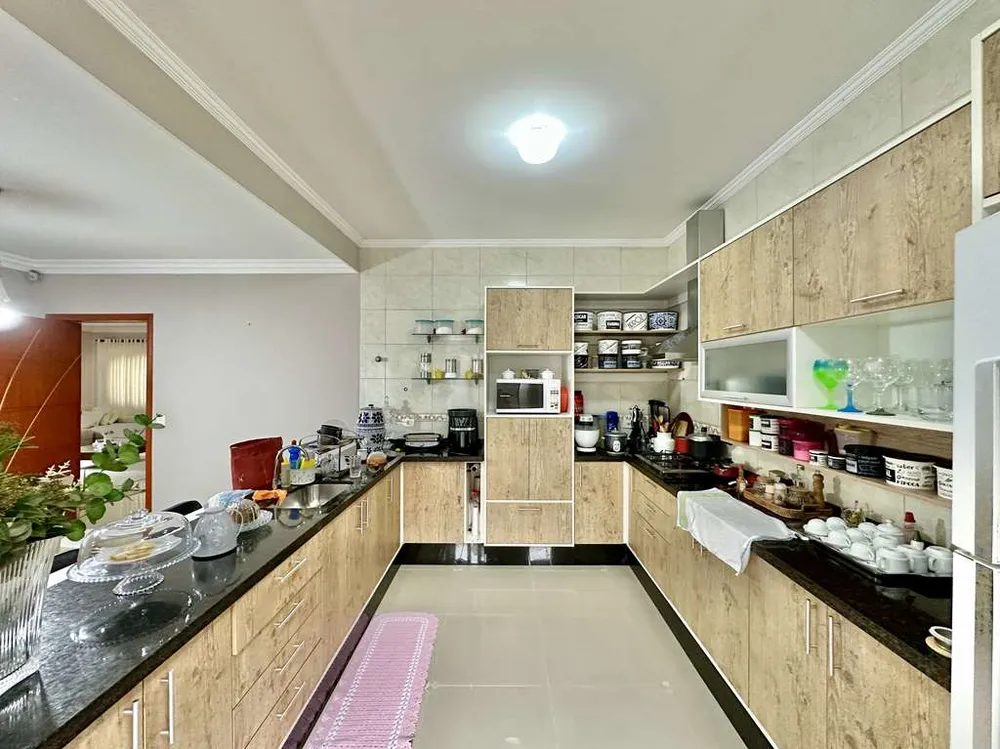 Casa, 4 quartos, 437 m² - Foto 3