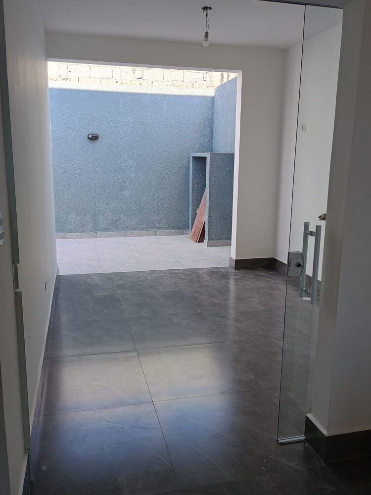 Casa à venda com 3 quartos, 90m² - Foto 7