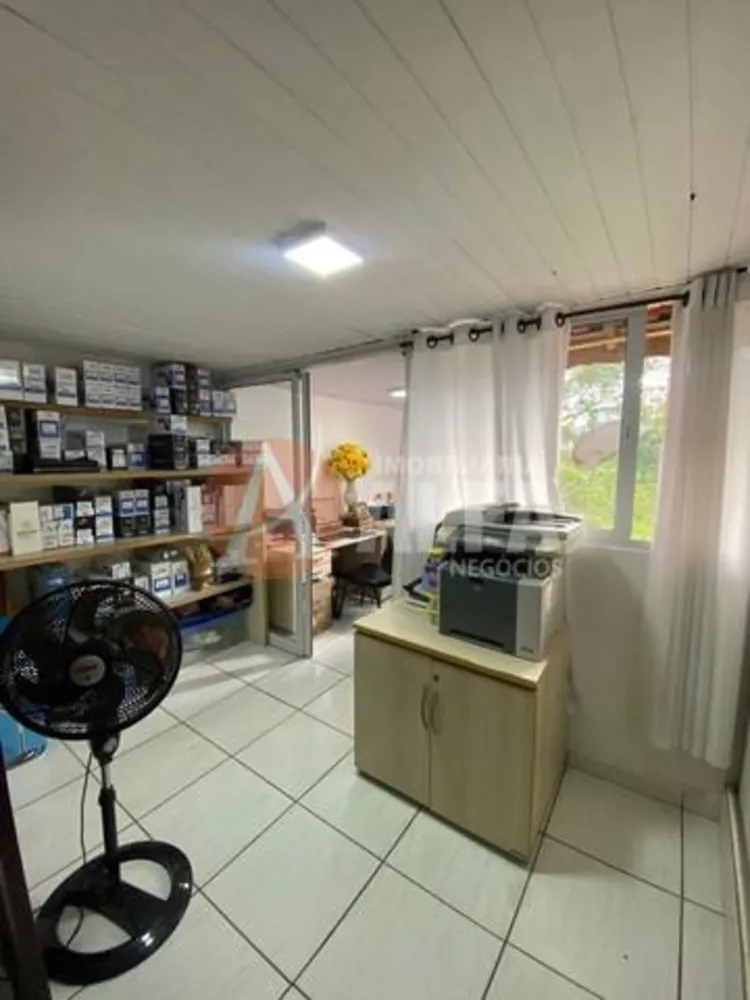 Casa, 3 quartos, 200 m² - Foto 2