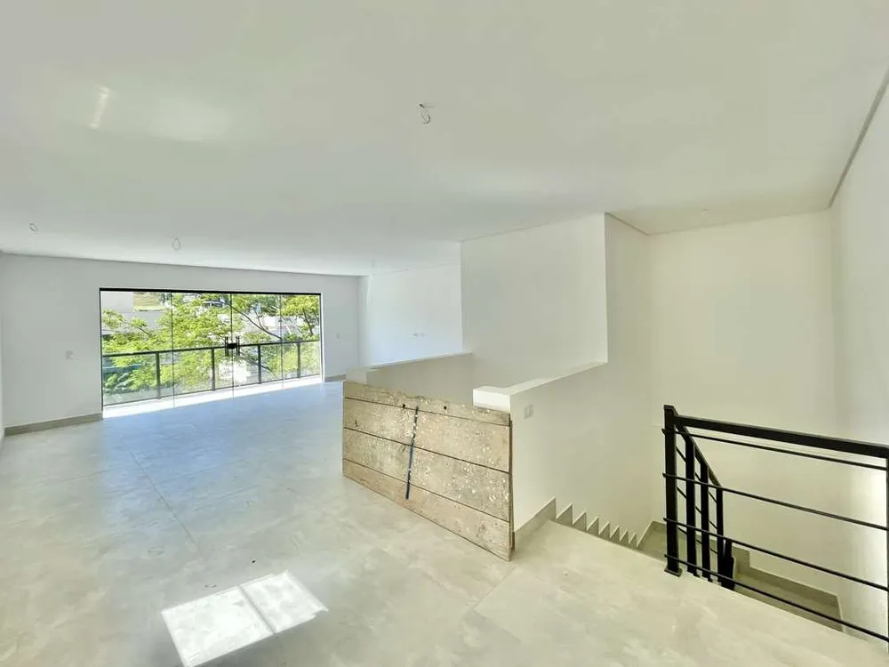 Casa, 3 quartos, 550 m² - Foto 2