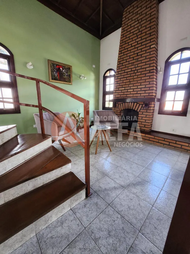Casa, 4 quartos, 1228 m² - Foto 4