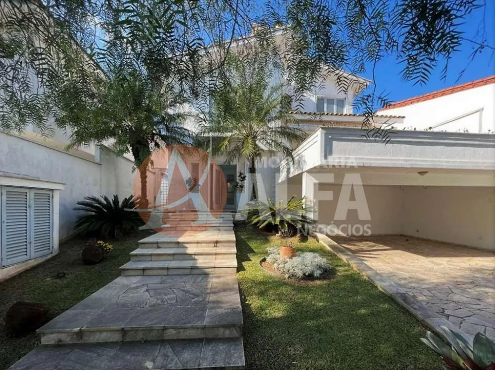 Casa, 4 quartos, 250 m² - Foto 1
