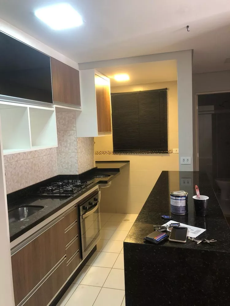 Apartamento à venda com 2 quartos, 47m² - Foto 2