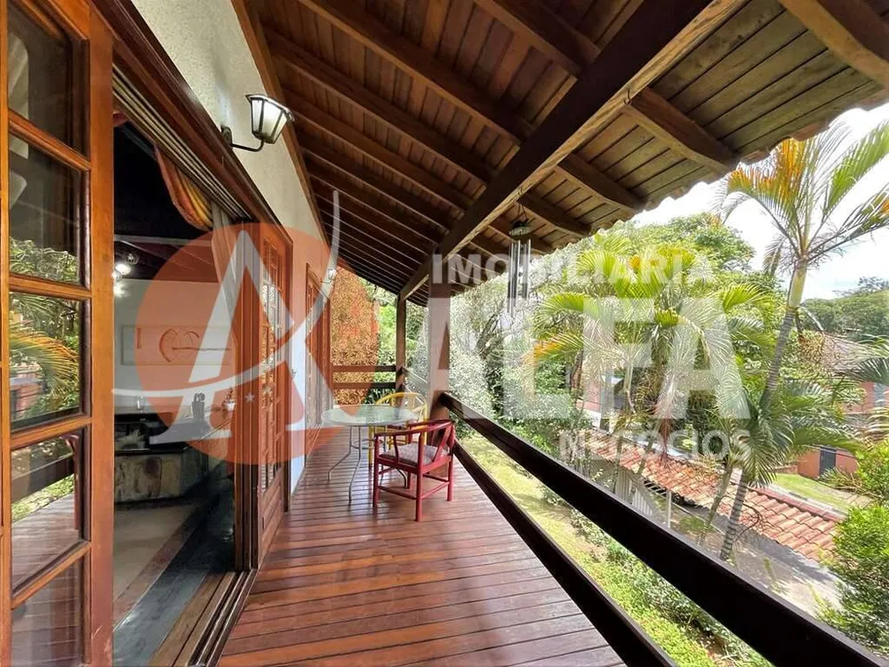 Casa, 6 quartos, 664 m² - Foto 1