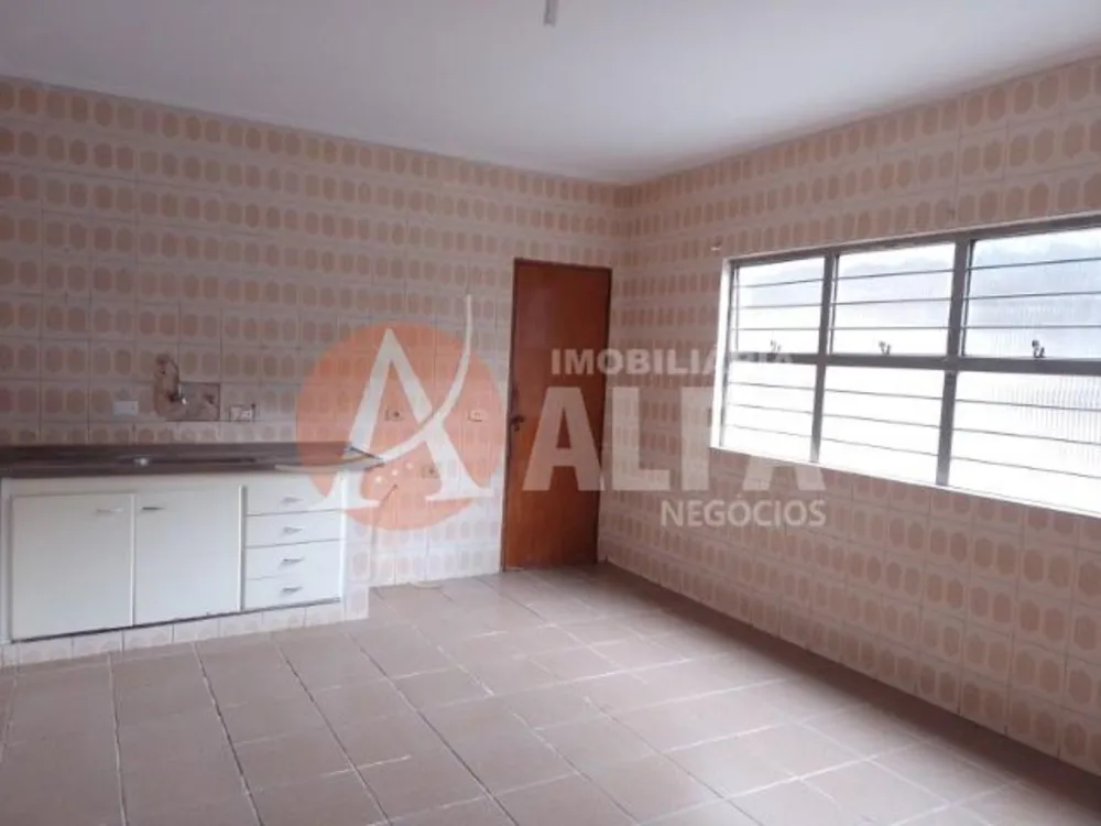 Casa, 2 quartos, 235 m² - Foto 1