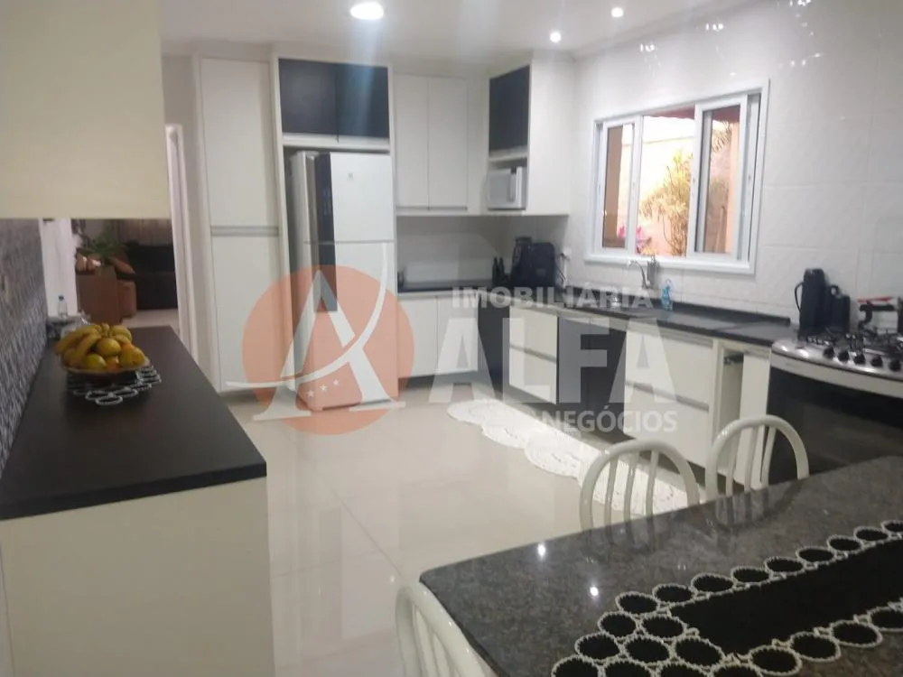 Casa, 4 quartos, 182 m² - Foto 6