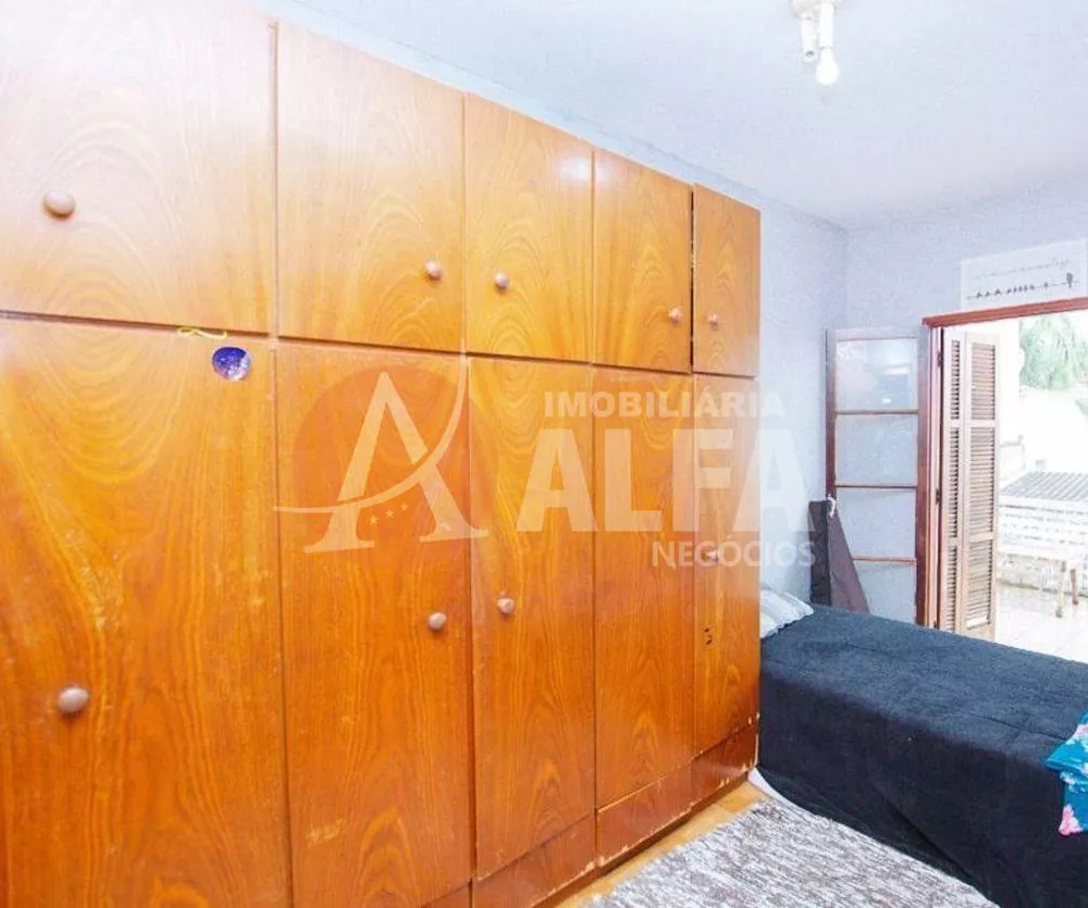 Casa à venda com 5 quartos, 300m² - Foto 10