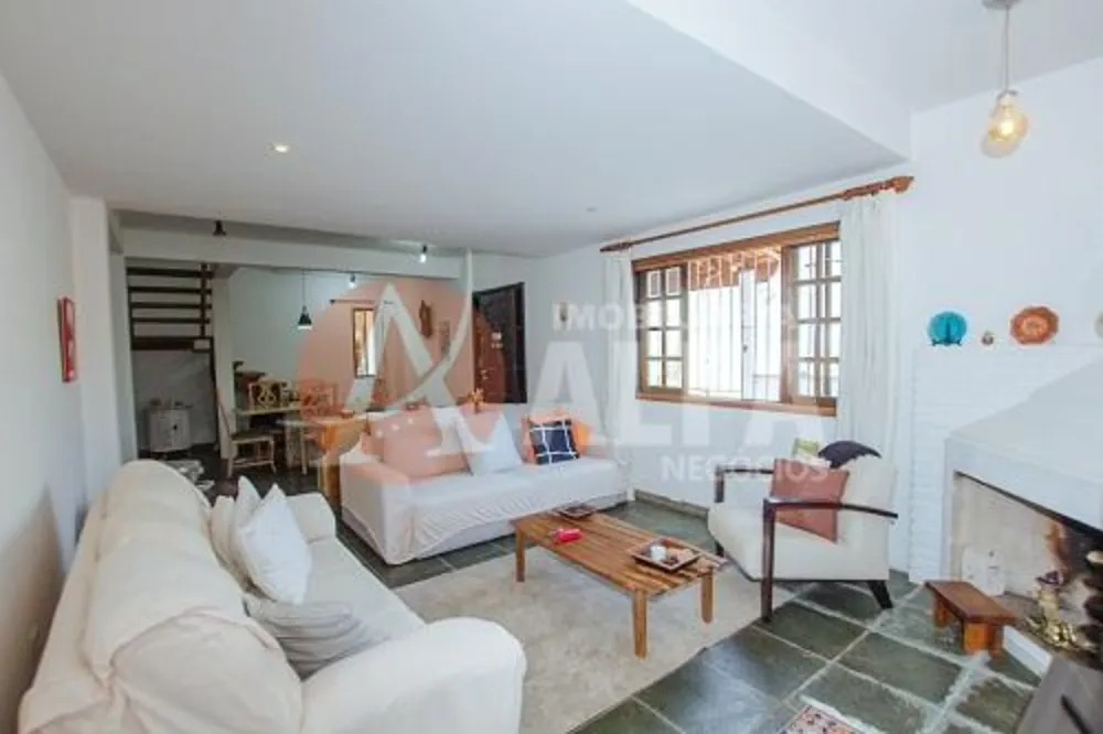 Casa, 4 quartos, 2339 m² - Foto 4