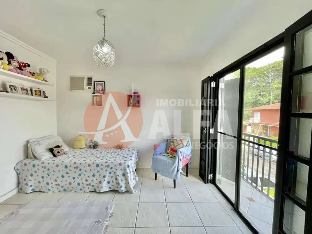 Casa, 4 quartos, 250 m² - Foto 6