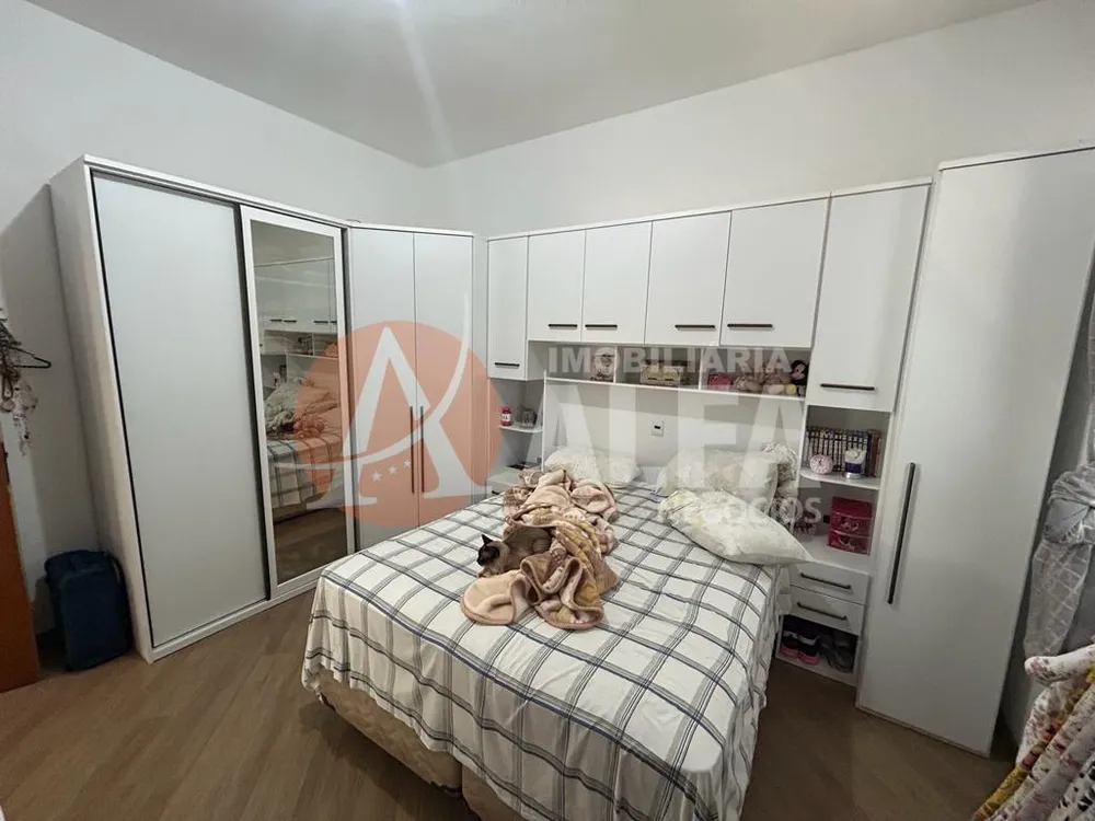 Casa, 5 quartos, 180 m² - Foto 2