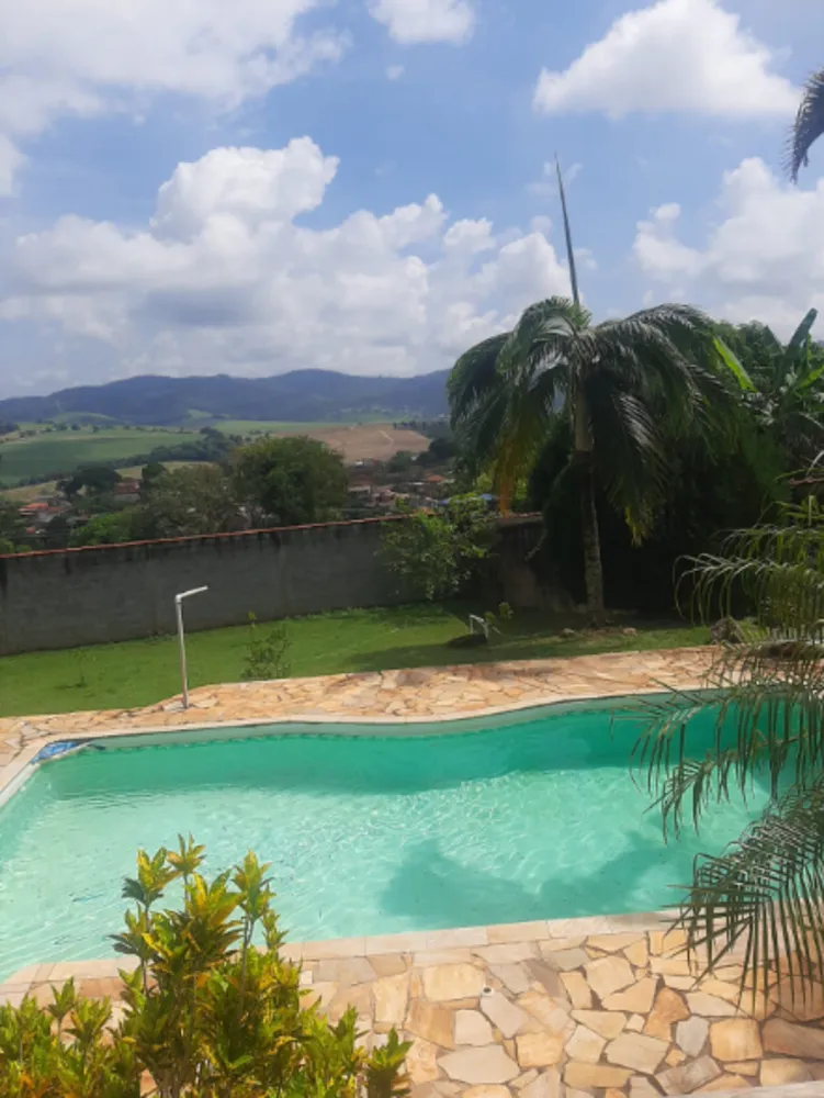 Casa, 3 quartos, 210 m² - Foto 1