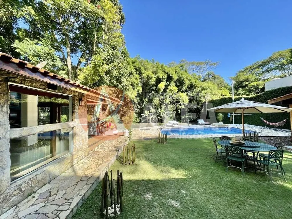 Casa, 4 quartos, 342 m² - Foto 1