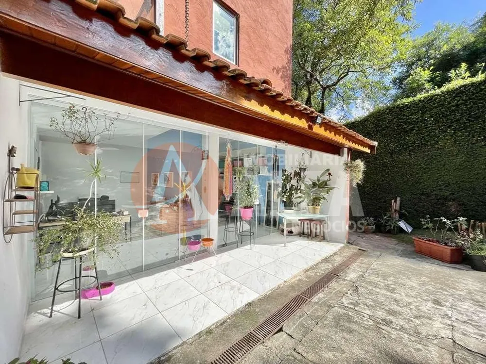 Casa, 4 quartos, 342 m² - Foto 2