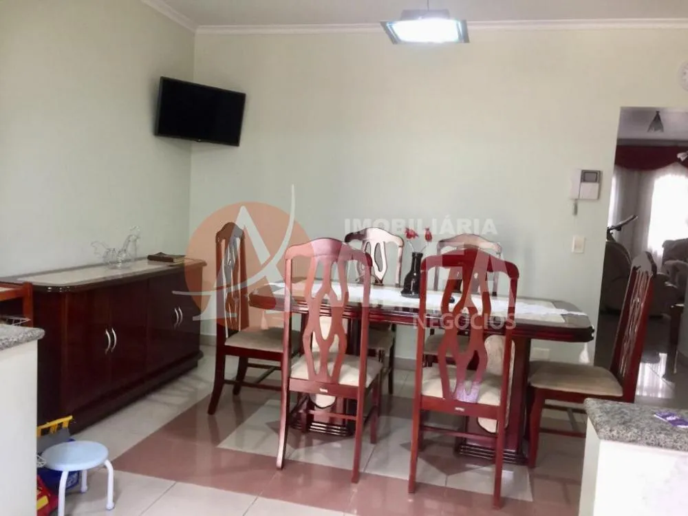 Casa, 4 quartos, 260 m² - Foto 4