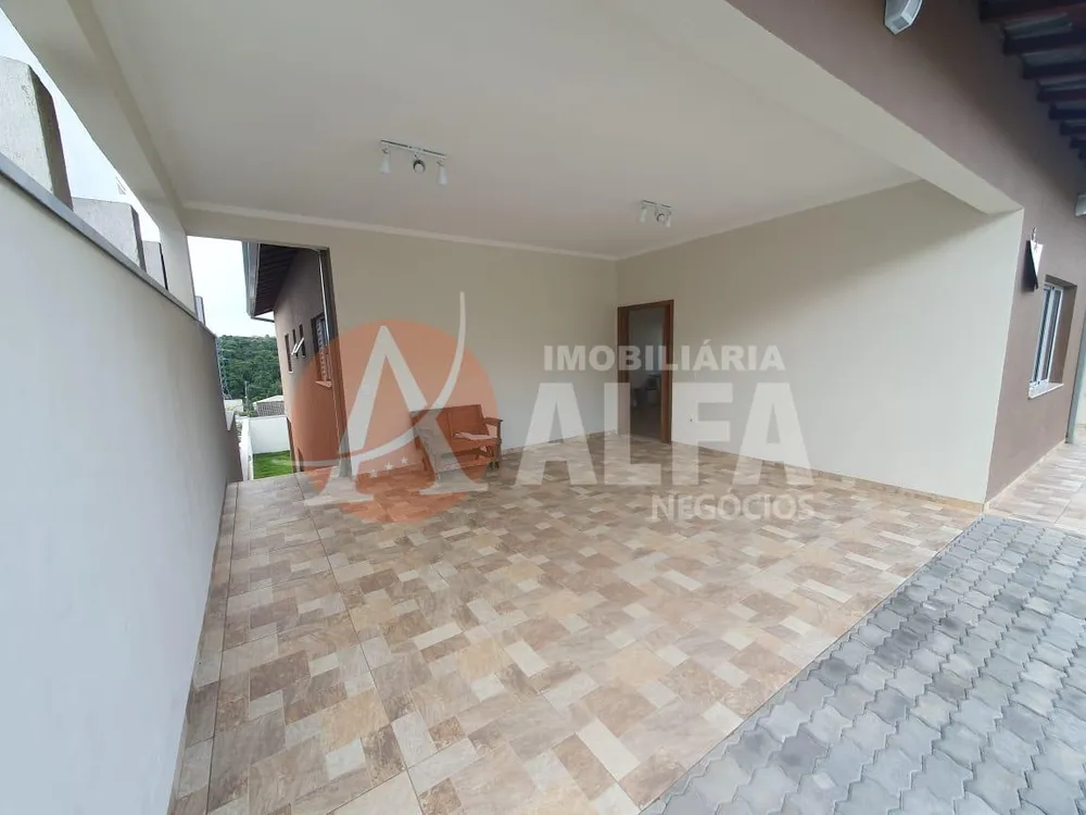 Casa, 3 quartos, 244 m² - Foto 1