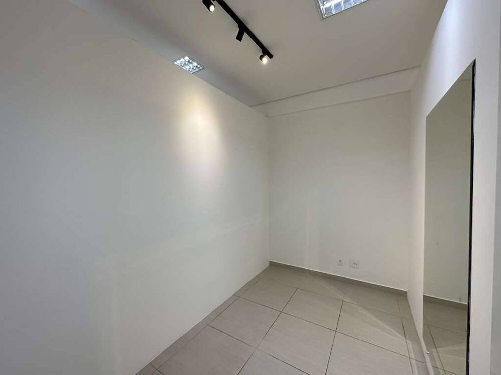 Conjunto Comercial-Sala à venda com 1 quarto, 57m² - Foto 2