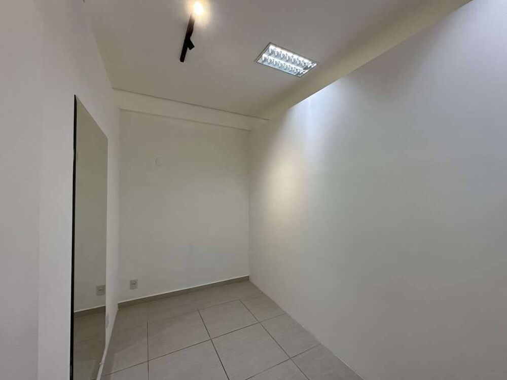 Conjunto Comercial-Sala à venda com 1 quarto, 57m² - Foto 4