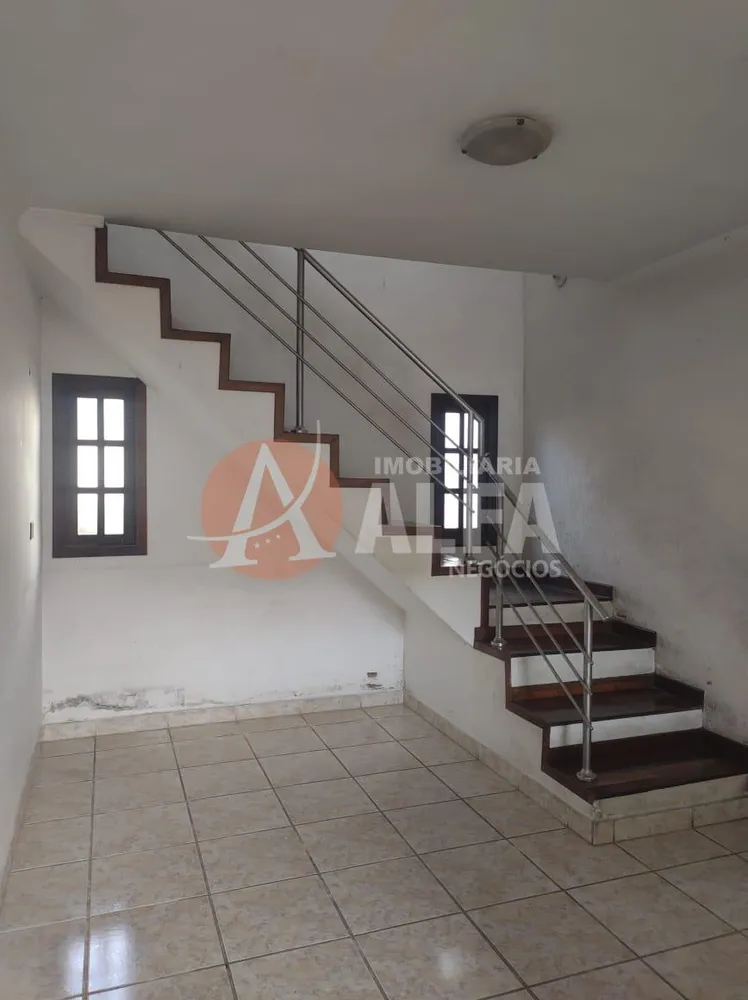 Casa, 3 quartos, 250 m² - Foto 2