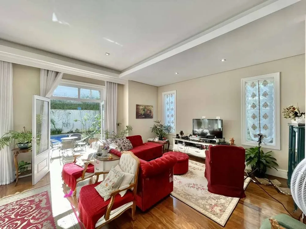 Casa, 4 quartos, 268 m² - Foto 1
