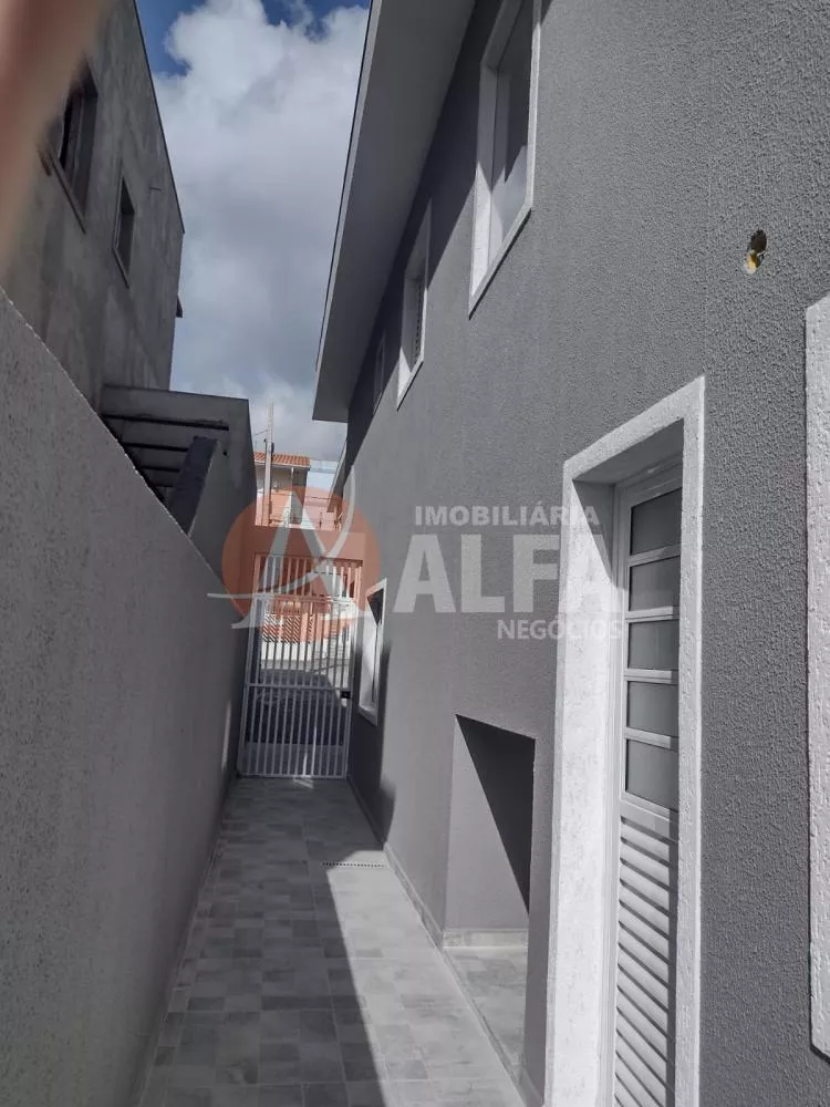 Casa à venda com 3 quartos, 225m² - Foto 3