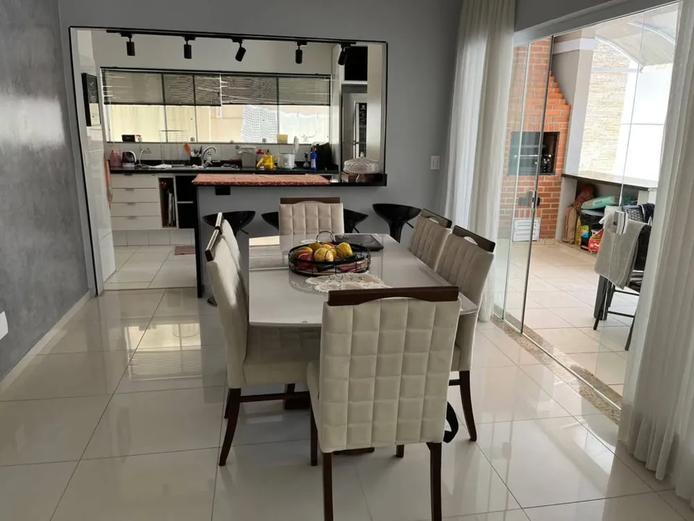 Casa, 4 quartos, 242 m² - Foto 5